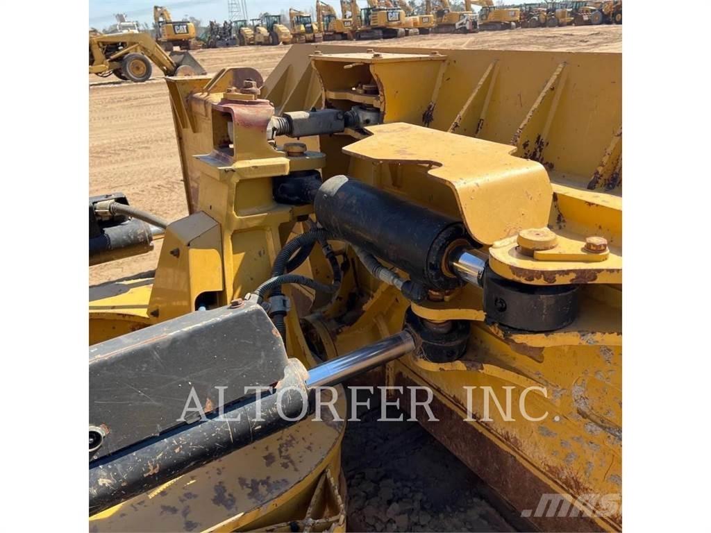 CAT D6N LGP Buldozere pe senile