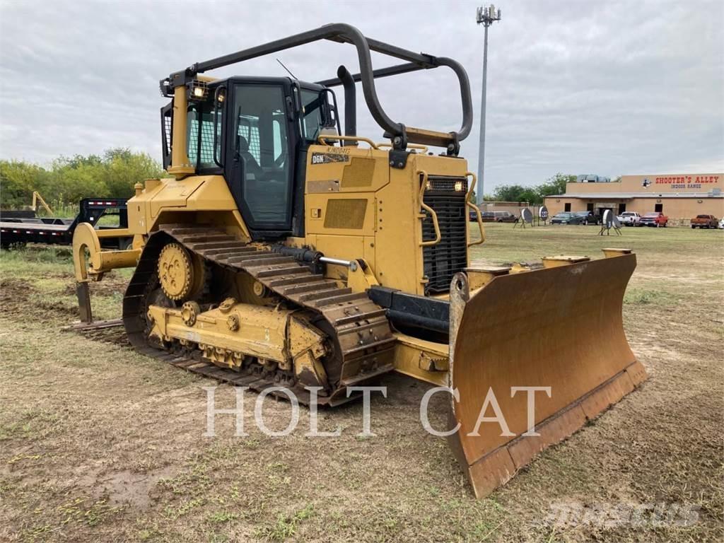 CAT D6N XL Buldozere pe senile