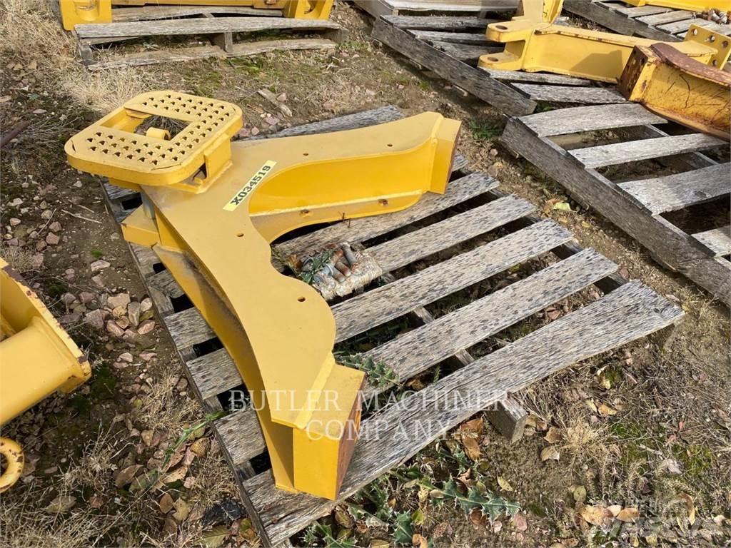CAT D6NDRAWBAR Utilaje construcții - Altele