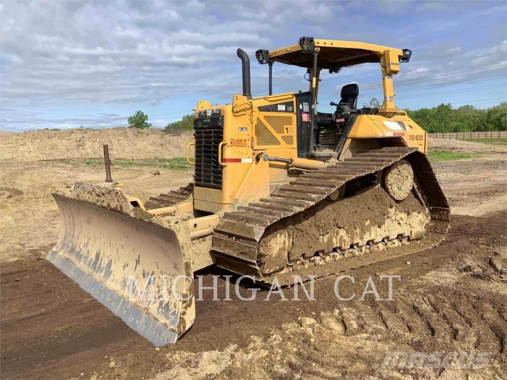 CAT D6NL Buldozere pe senile