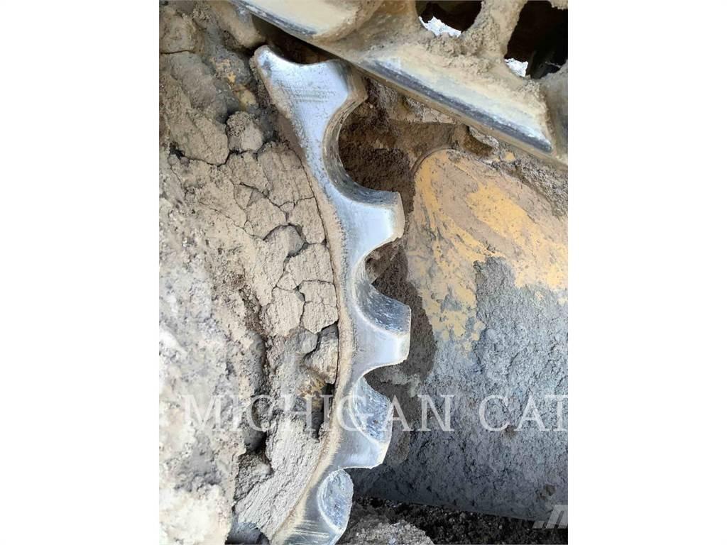 CAT D6NL Buldozere pe senile