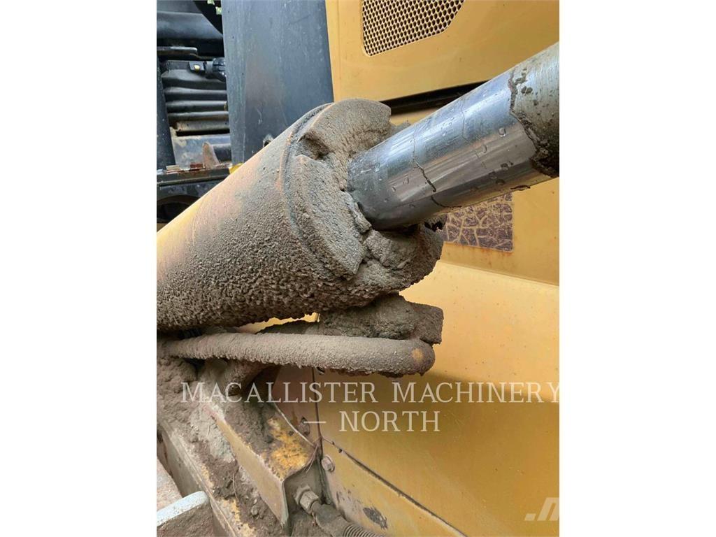 CAT D6NL Buldozere pe senile