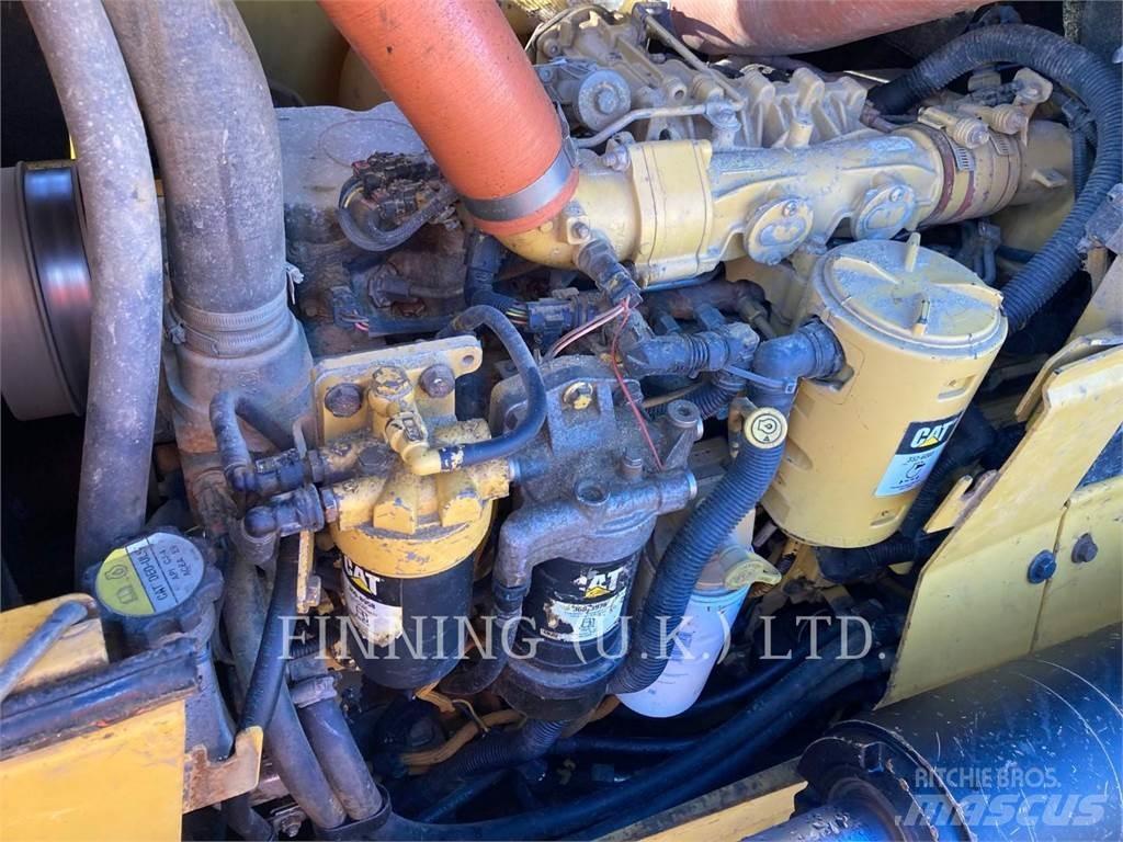 CAT D6NLGP Buldozere pe senile