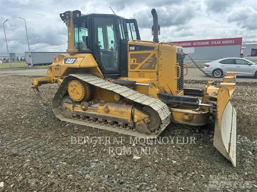 CAT D6NXL Buldozere pe senile