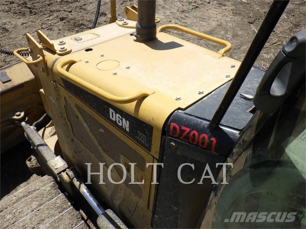 CAT D6NXL Buldozere pe senile