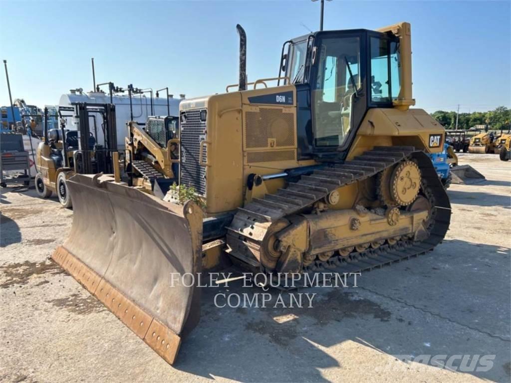 CAT D6NXL Buldozere pe senile