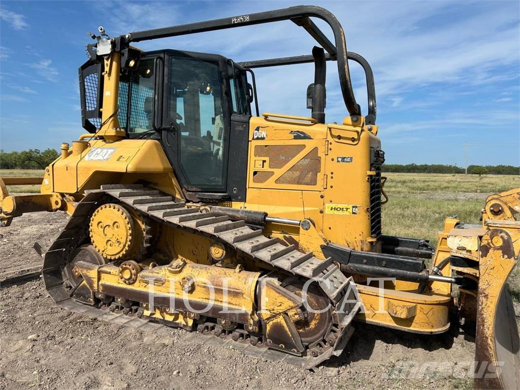 CAT D6NXL Buldozere pe senile