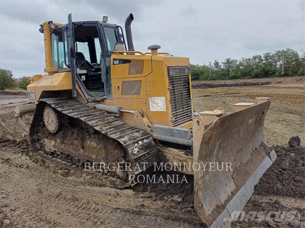 CAT D6NXL Buldozere pe senile