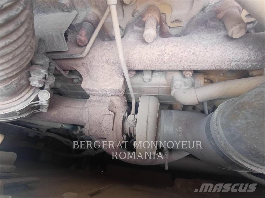 CAT D6NXL Buldozere pe senile