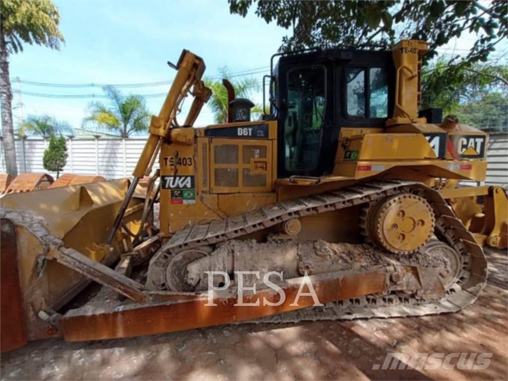 CAT D6T Buldozere pe senile