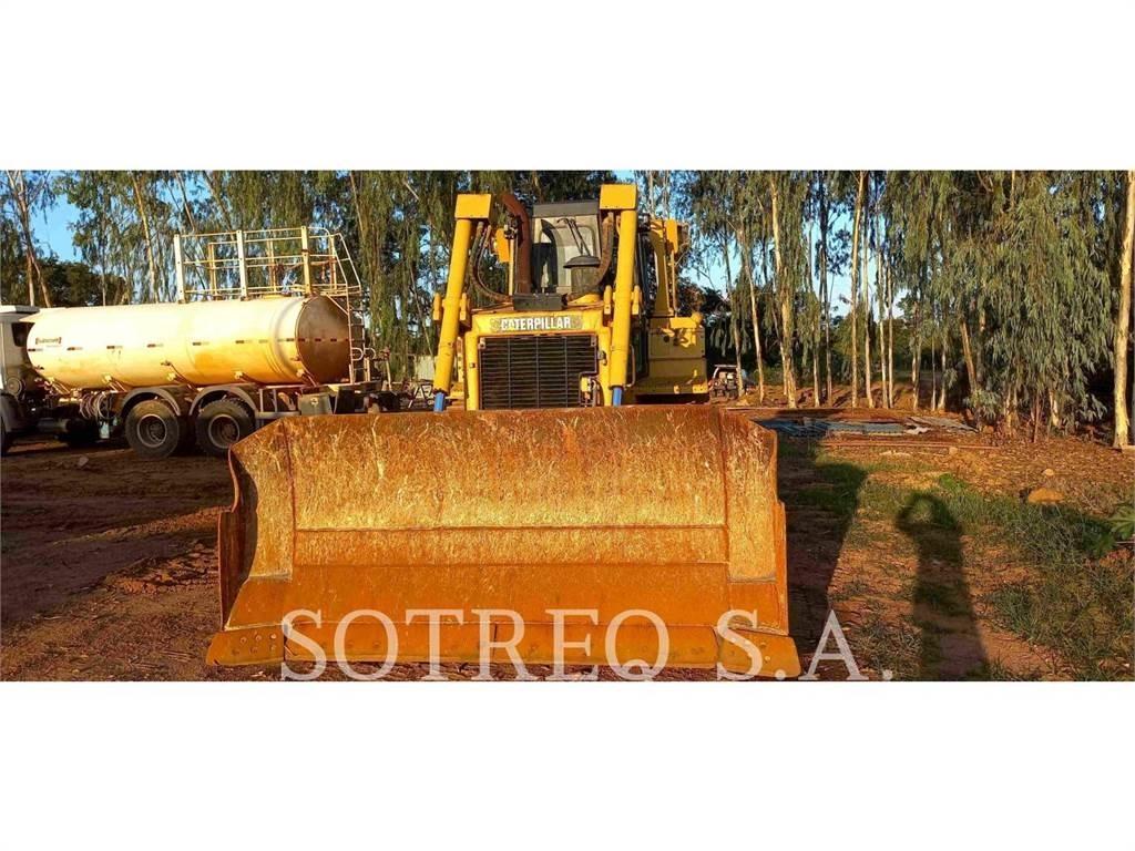 CAT D6T Buldozere pe senile
