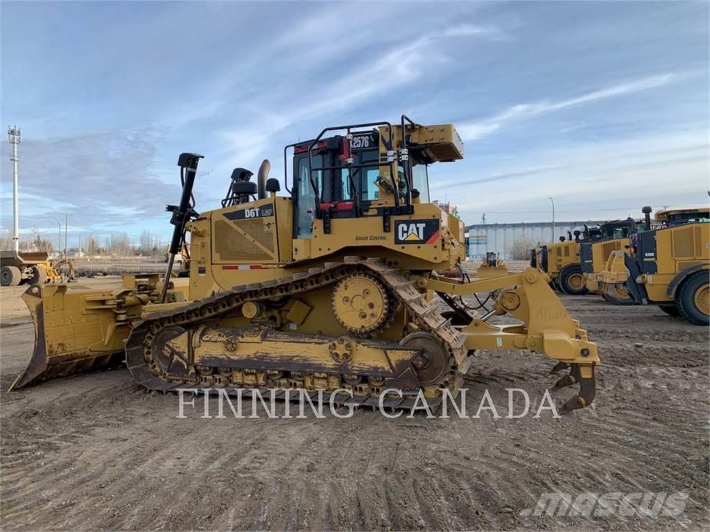 CAT D6T Buldozere pe senile