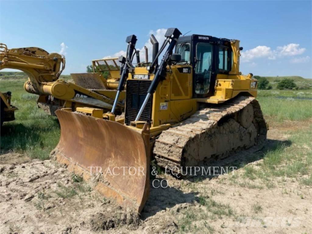 CAT D6T Buldozere pe senile