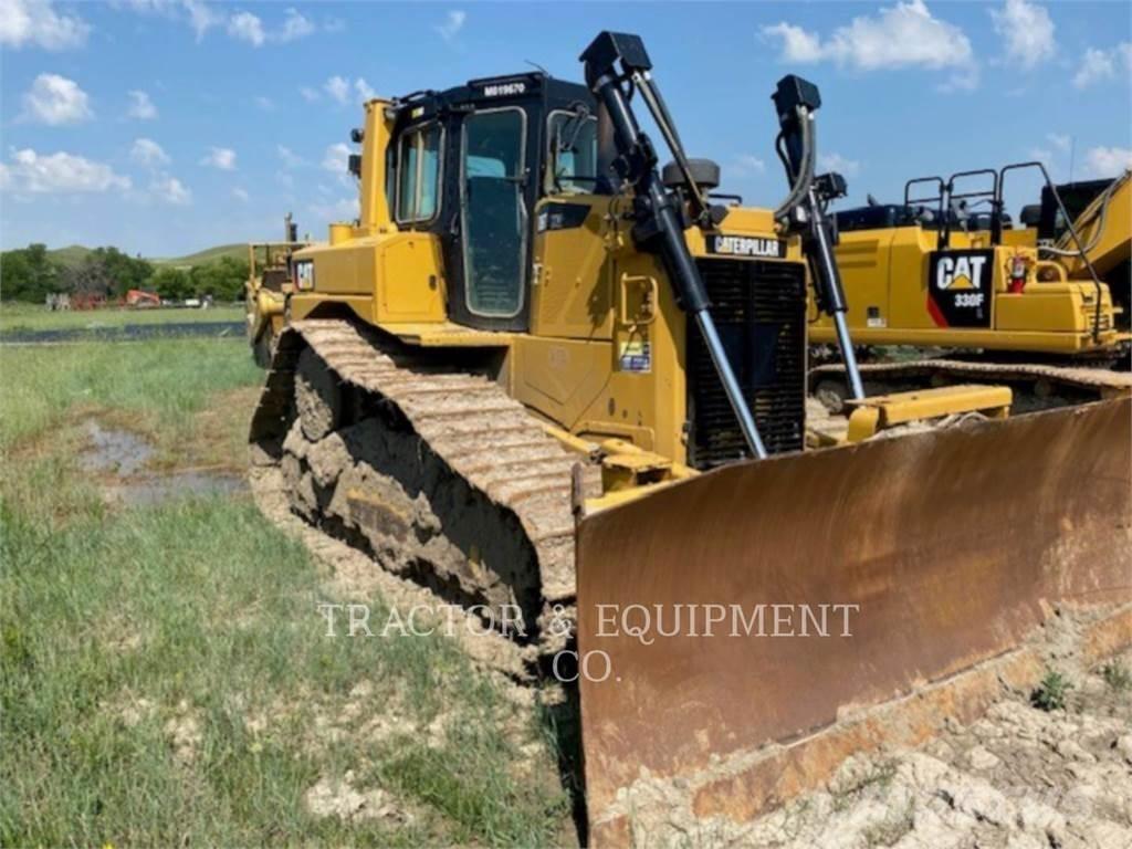 CAT D6T Buldozere pe senile