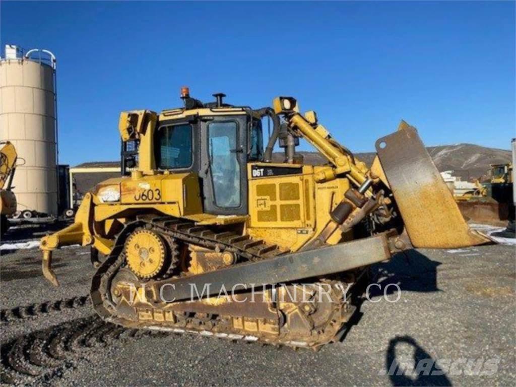 CAT D6T Buldozere pe senile