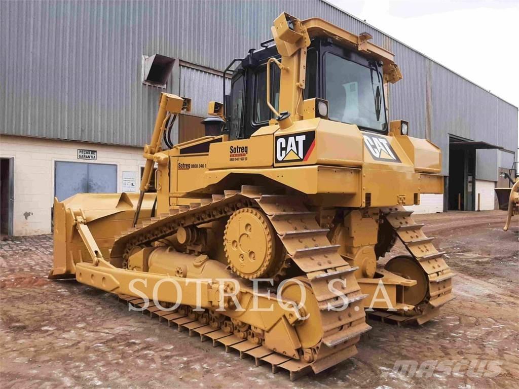 CAT D6T Buldozere pe senile