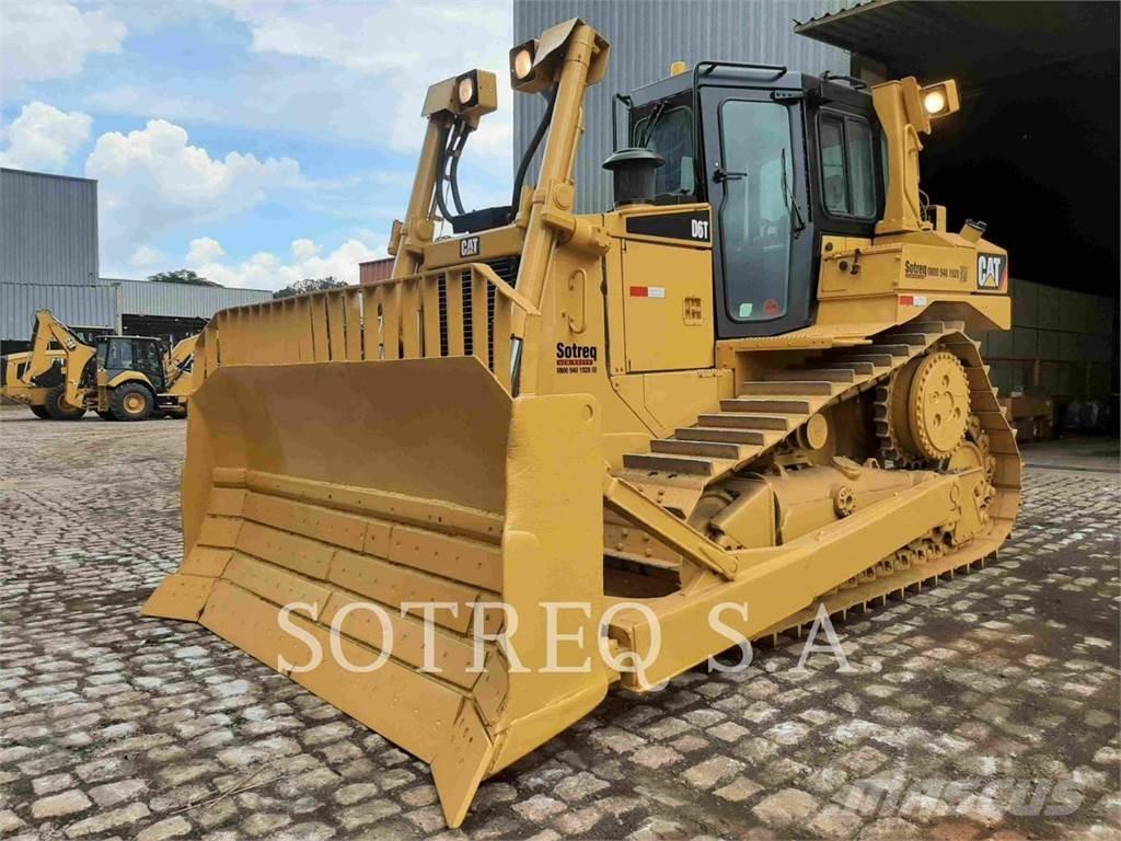 CAT D6T Buldozere pe senile