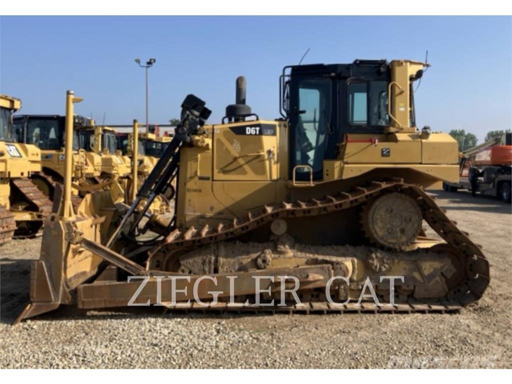 CAT D6T Buldozere pe senile