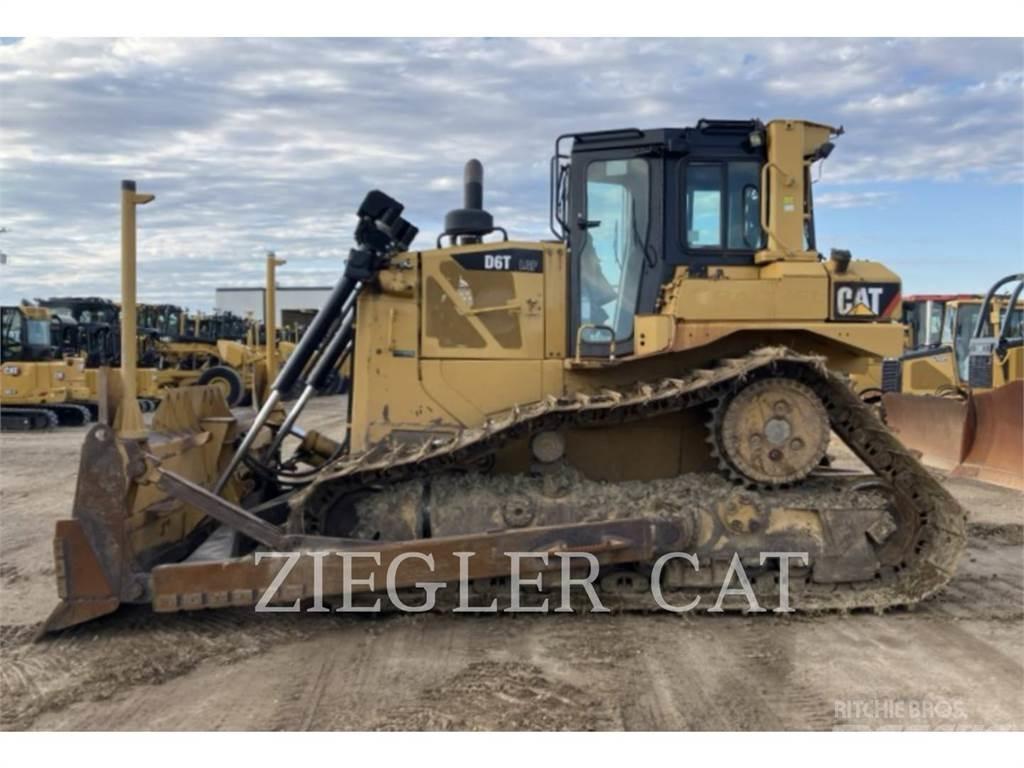 CAT D6T Buldozere pe senile