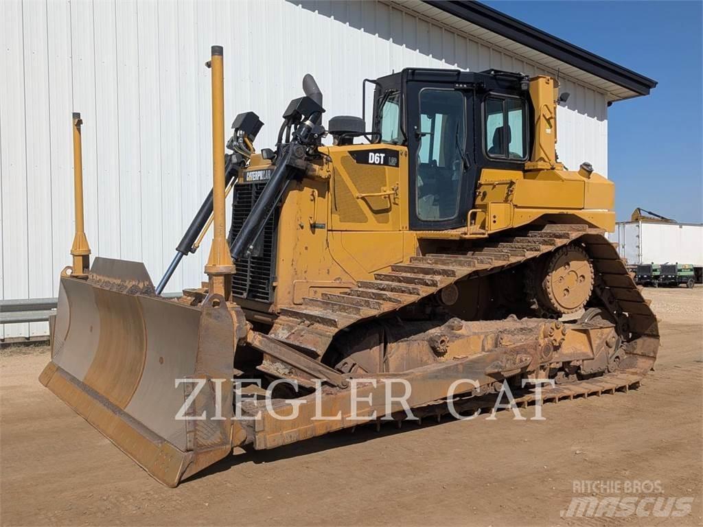 CAT D6T Buldozere pe senile