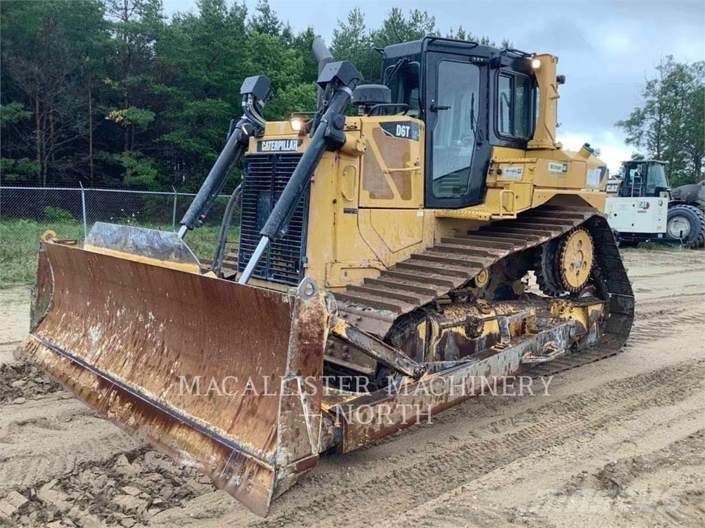 CAT D6T Buldozere pe senile