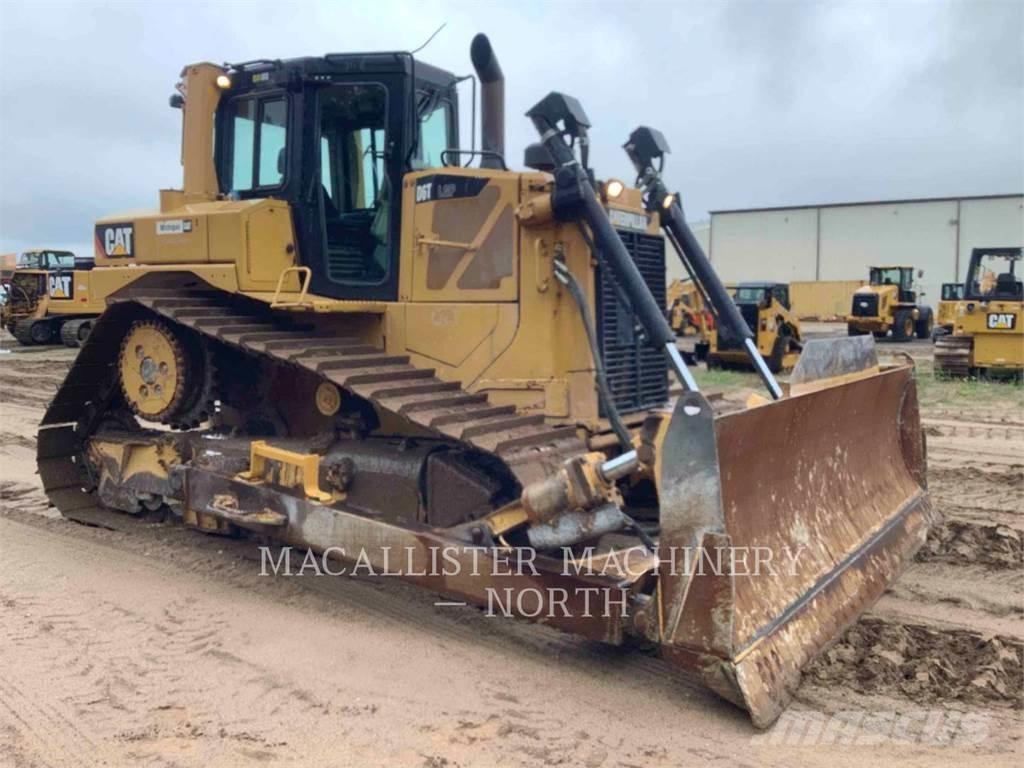 CAT D6T Buldozere pe senile
