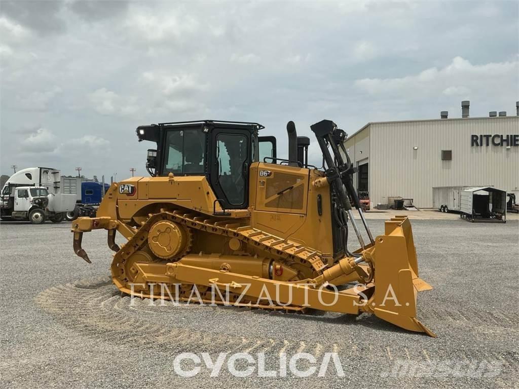 CAT D6T Buldozere pe senile