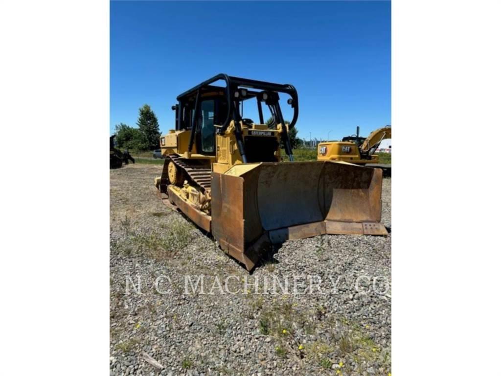 CAT D6T Buldozere pe senile