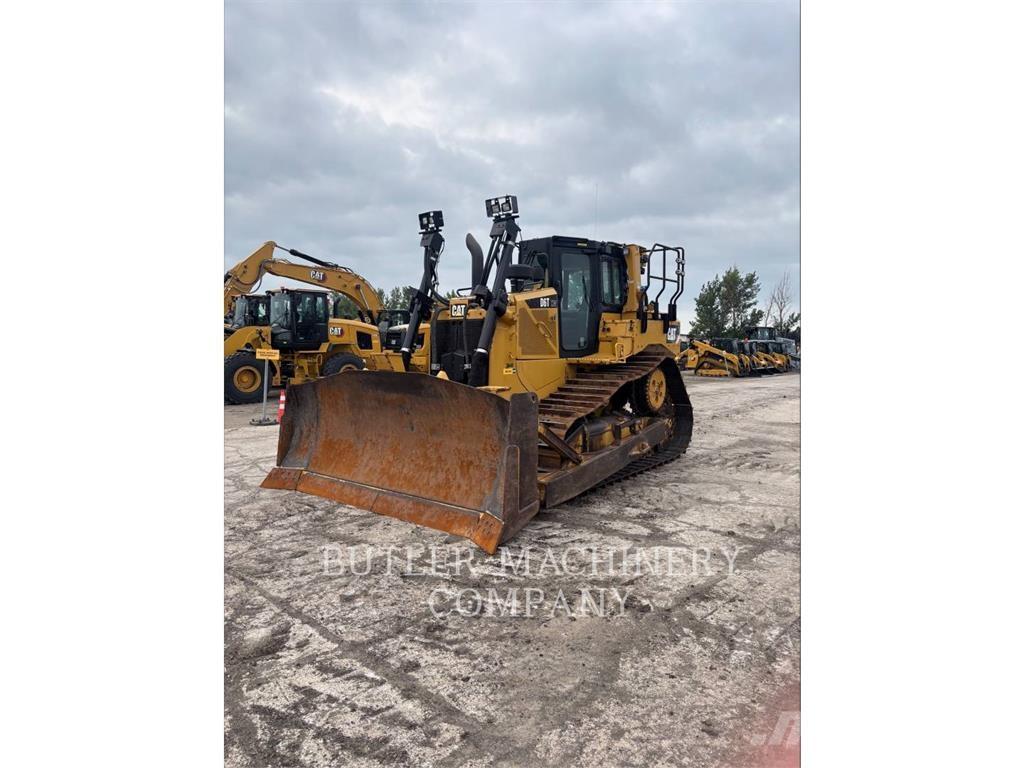 CAT D6T Buldozere pe senile