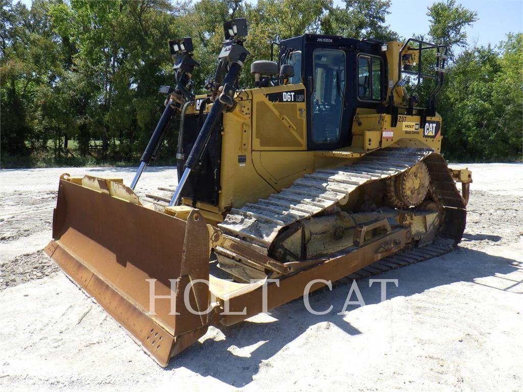 CAT D6T Buldozere pe senile