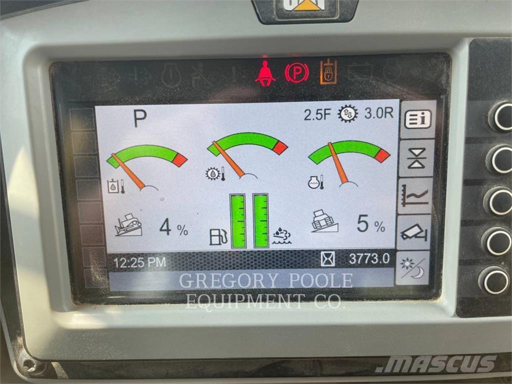 CAT D6T Buldozere pe senile