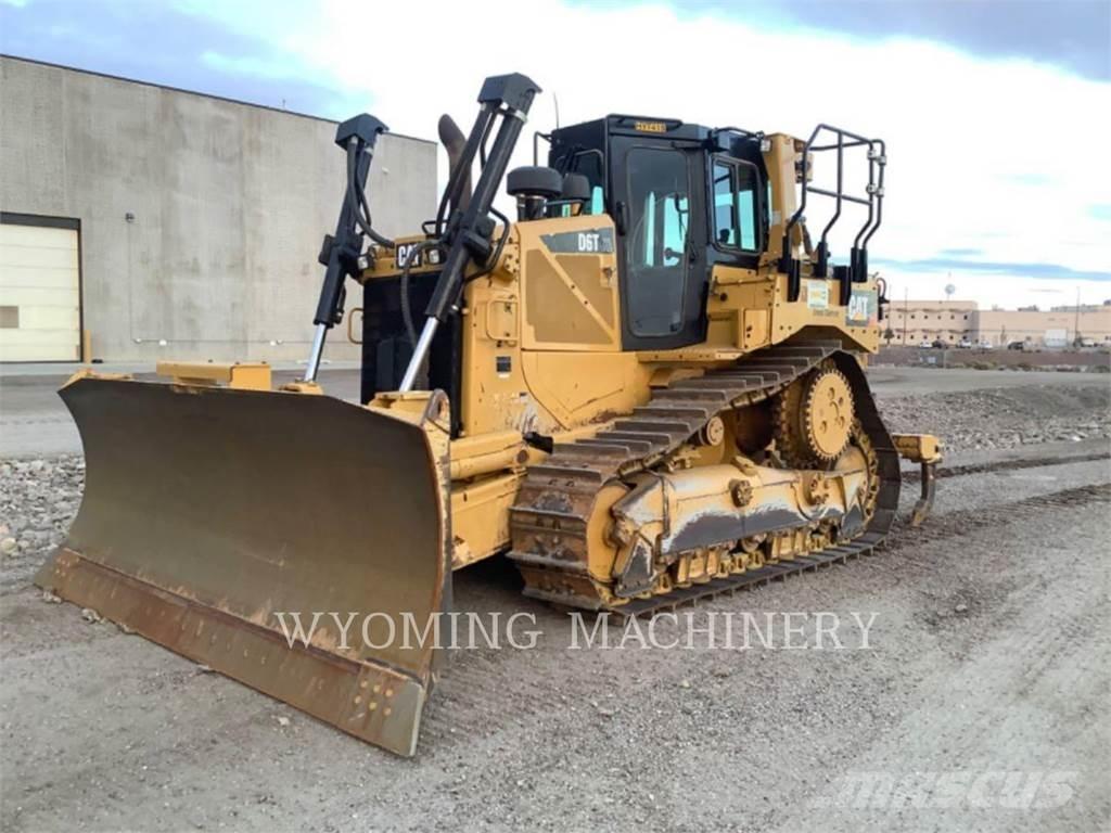 CAT D6T Buldozere pe senile