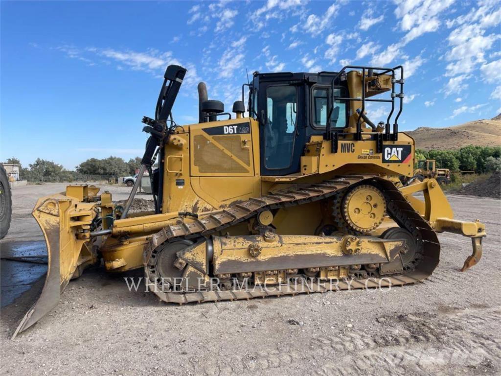 CAT D6T LGP VP Buldozere pe senile