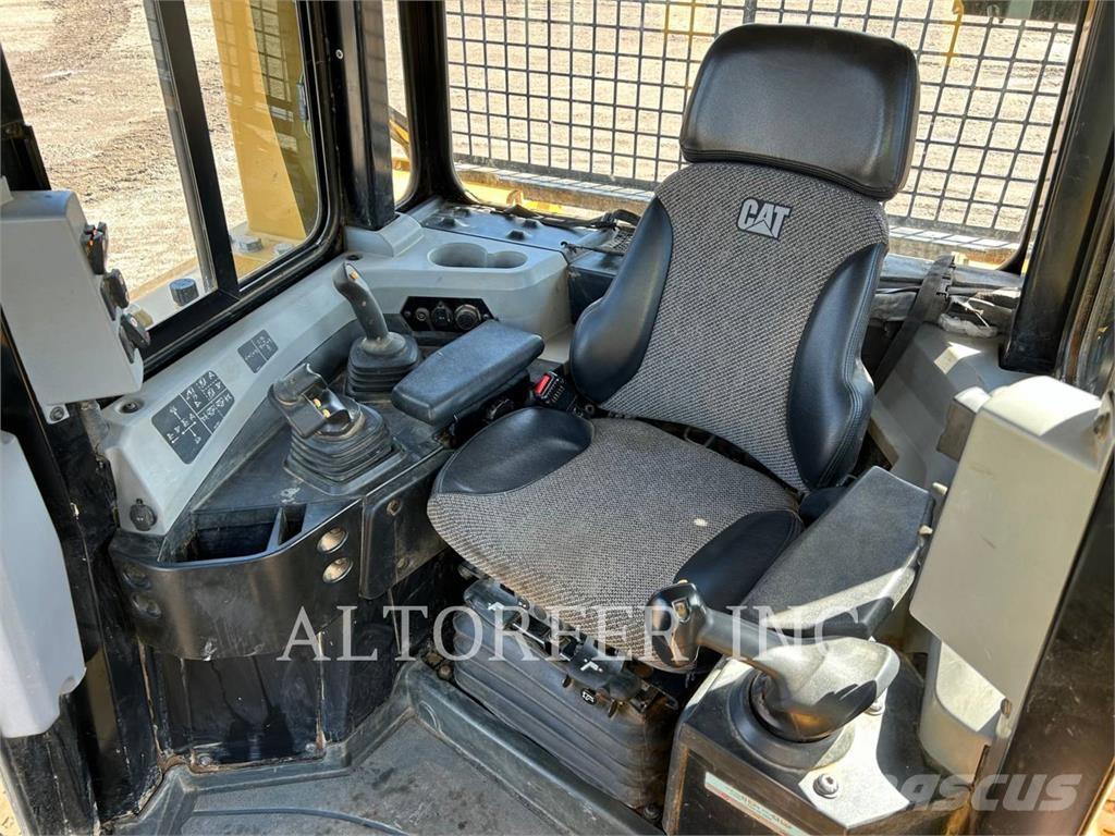 CAT D6T LGPPAT Buldozere pe senile