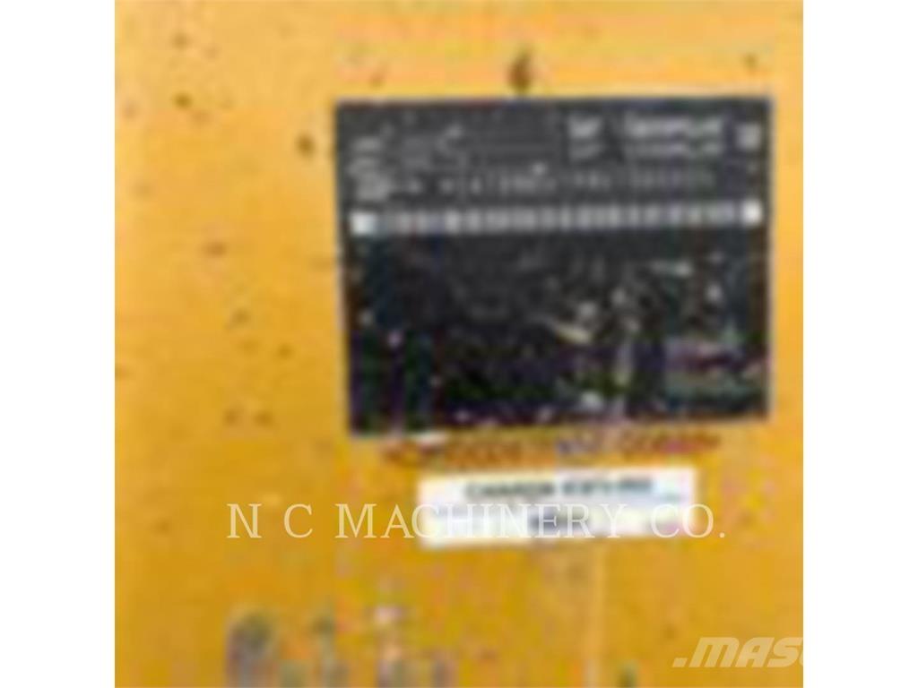 CAT D6T LGPVP Buldozere pe senile