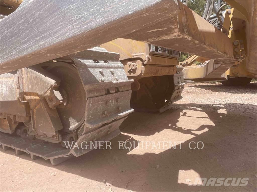 CAT D6T XL Buldozere pe senile