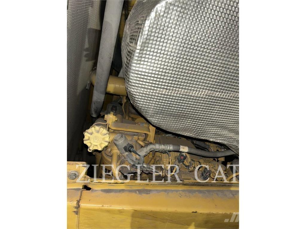 CAT D6T4FLGPA Buldozere pe senile