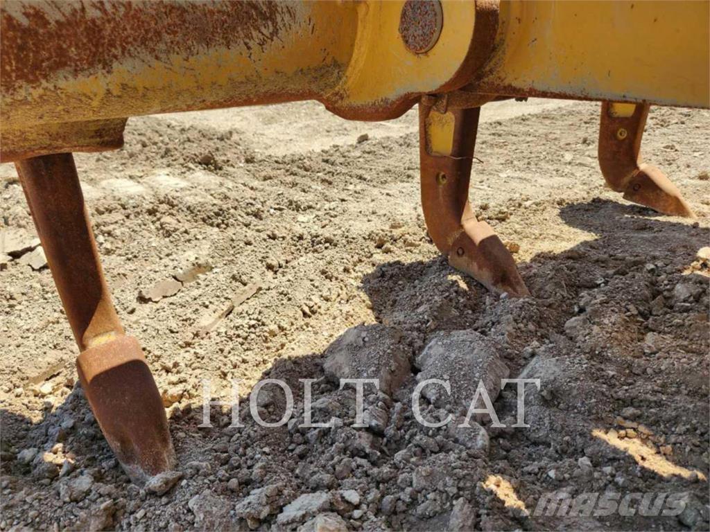 CAT D6XELGPVP3 Buldozere pe senile