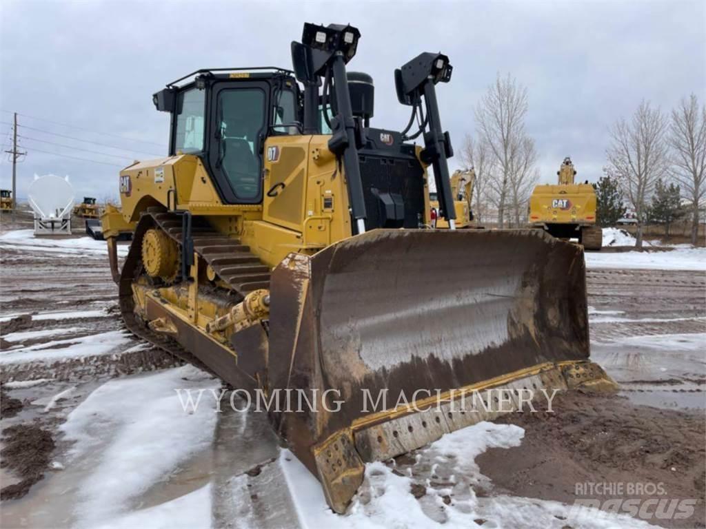 CAT D7 Buldozere pe senile