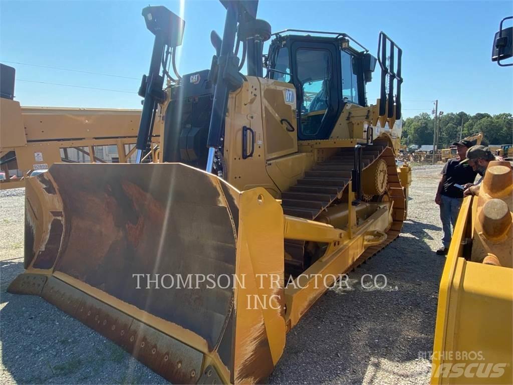 CAT D7 Buldozere pe senile
