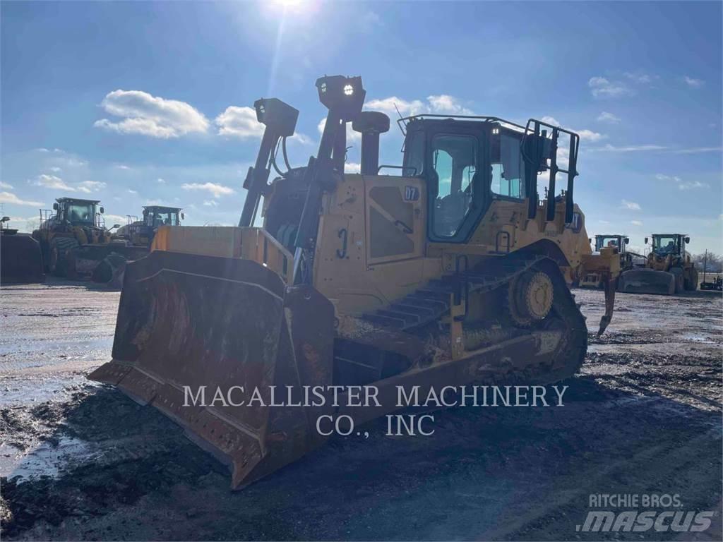 CAT D7 Buldozere pe senile