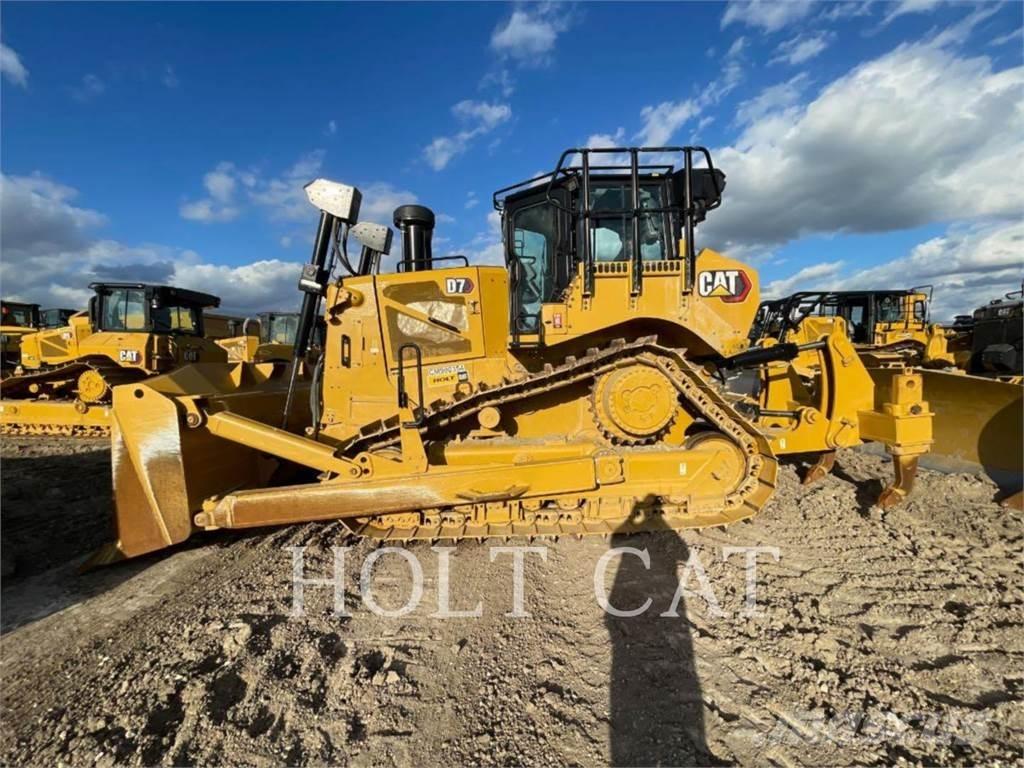 CAT D7 Buldozere pe senile