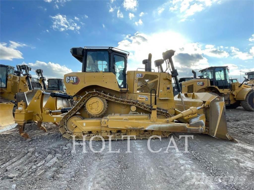 CAT D7 Buldozere pe senile