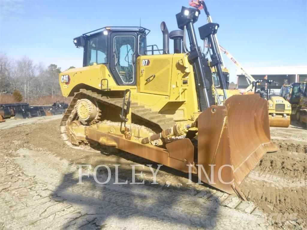 CAT D7-17 Buldozere pe senile