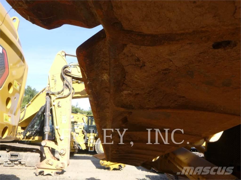 CAT D7-17 Buldozere pe senile
