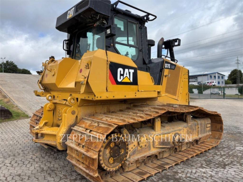 CAT D7E Buldozere pe senile