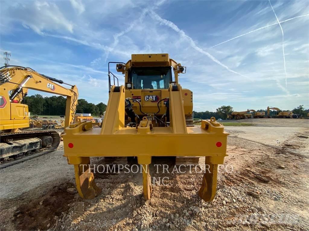 CAT D8 Buldozere pe senile