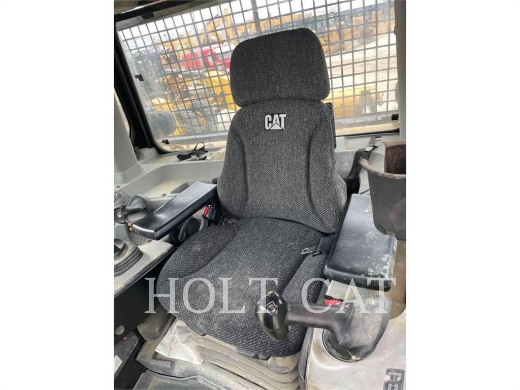 CAT D8 Buldozere pe senile