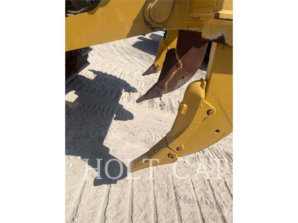 CAT D8 Buldozere pe senile