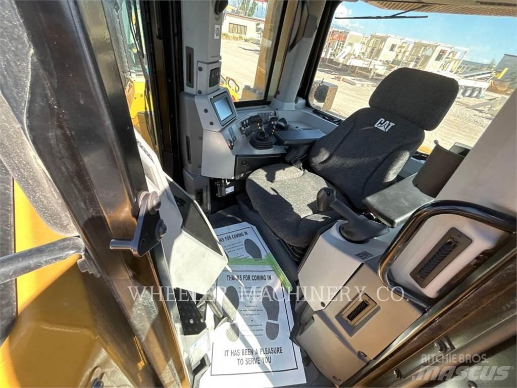 CAT D8 SU Buldozere pe senile